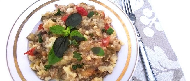 Рагу с рисом и тушенкой
