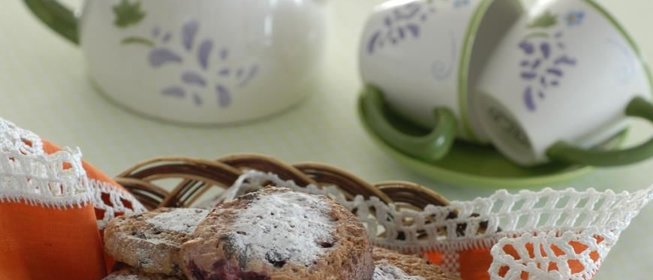 Творожное печенье с вишней