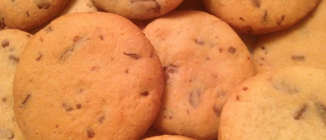 Песочное печенье с шоколадом