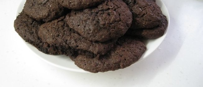 Шоколадно-клубничное печенье