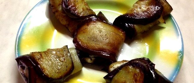 Рулетики из баклажанов
