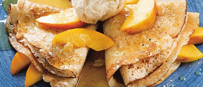 Блины с персиками