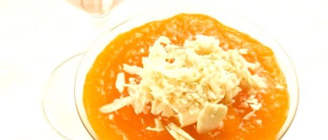 Тыквенный коктейль с ромом и мускатным орехом