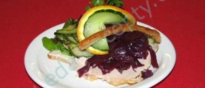 Рагу из свинины с красной капустой по-датски