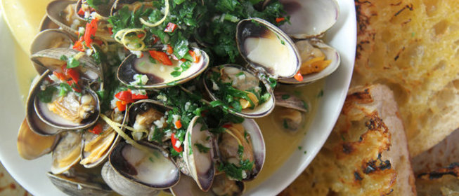 Мидии в вине и масле