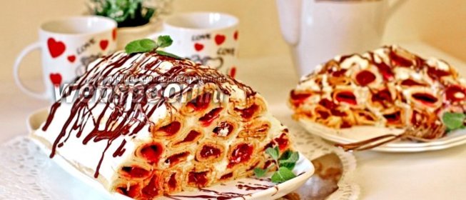 Блинный торт с вишней