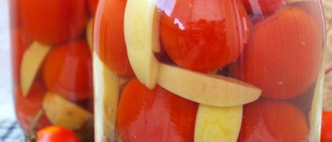 Маринованные помидоры с яблоками