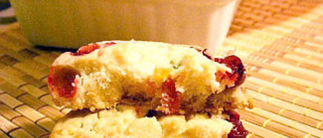 Печенье с цукатами и клюквой