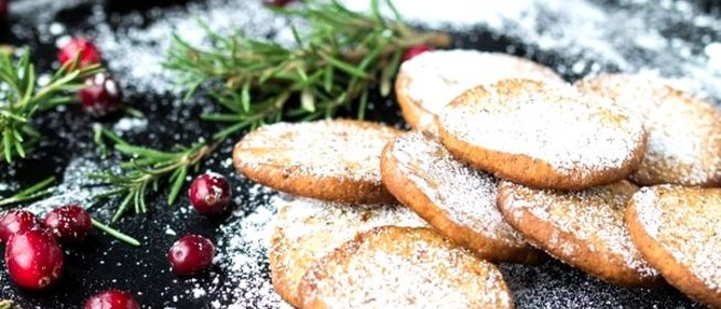 Песочное печенье с клюквой