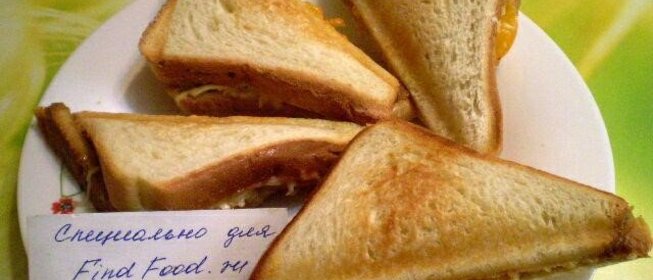 Сэндвичи с паштетом и помидором