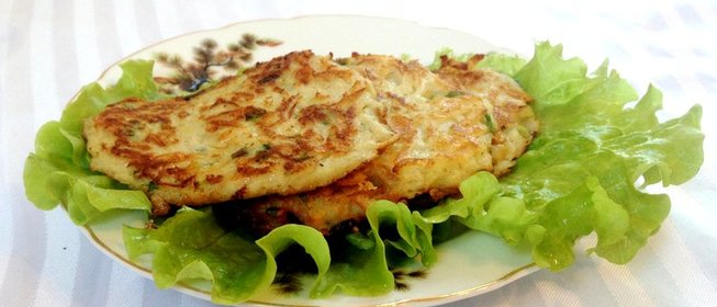 Драники с сыром и зеленым луком