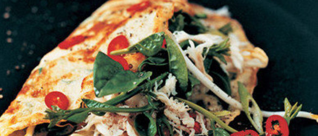 Омлет с крабами и чили