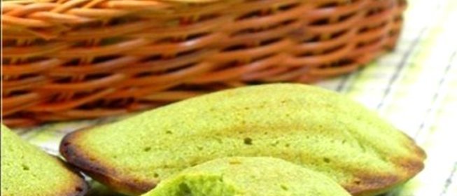 Печенье «Мадлен» с зеленым чаем матча