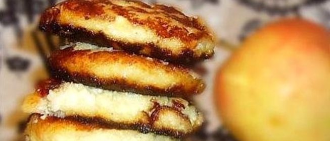 Сырники с яблоками