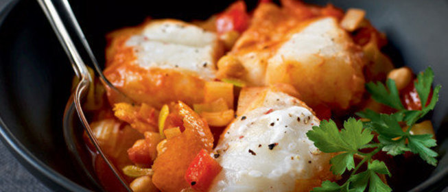 Рагу из трески с помидорами