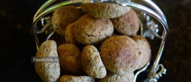 Миндальное печенье с мускатным орехом и ванилью