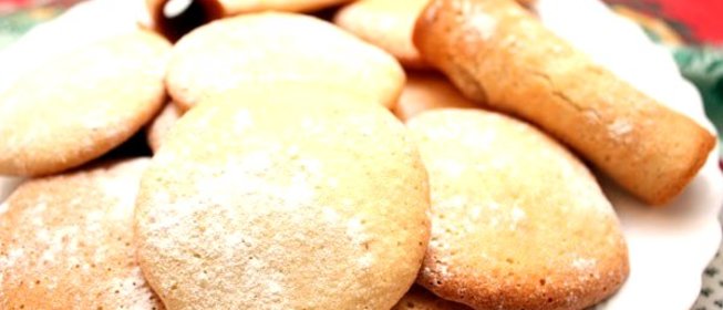 Воздушное миндальное печенье