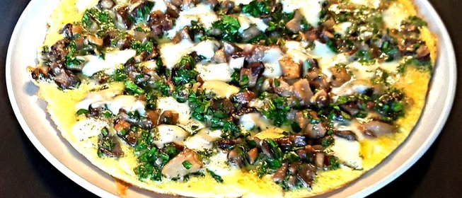 Омлет с лесными грибами