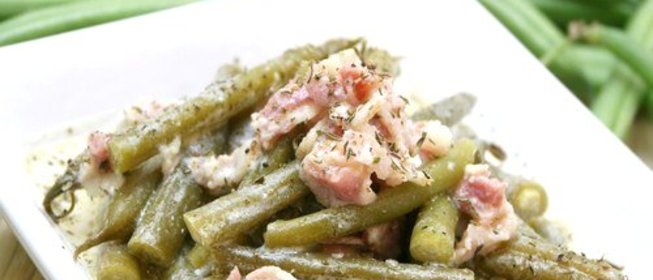 Зеленая фасоль с беконом и каштанами