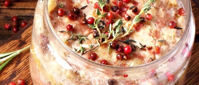 Риет из индейки с яблоком и корнем сельдерея