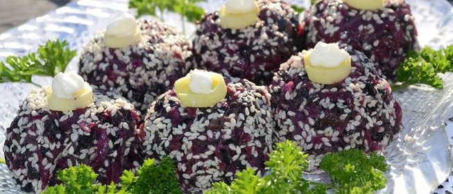 Закуска из свеклы с грибами