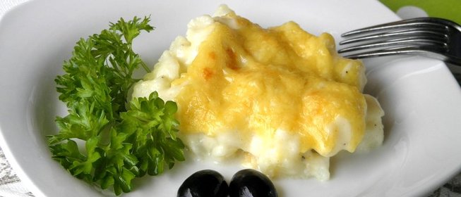 Цветная капуста под сырным соусом
