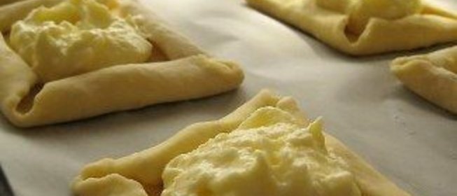 Творожное печенье с фруктами