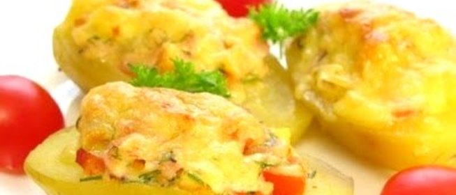 Картошка с помидорами и фаршем