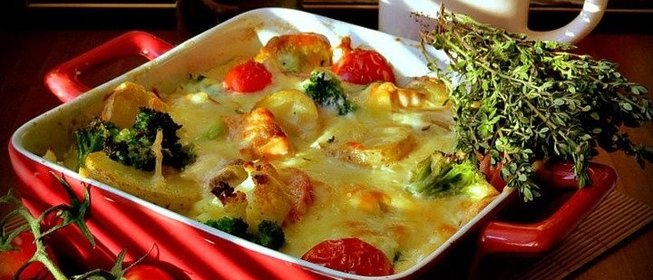 Запеканка с семгой и брокколи