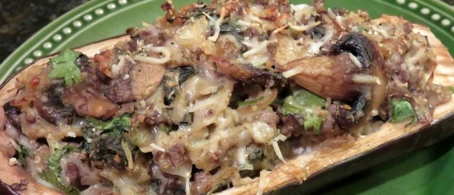 Баклажаны, фаршированные фаршем и грибами