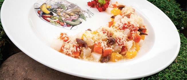 Севиче из чавычи с дыней и цитрусовой заправкой