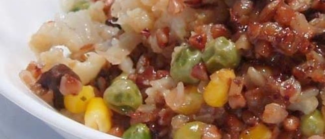 Разноцветная гречневая каша