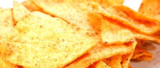 Хрустящие чипсы с соком лайма и чили