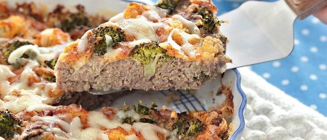 Мясная запеканка с брокколи и цветной капустой