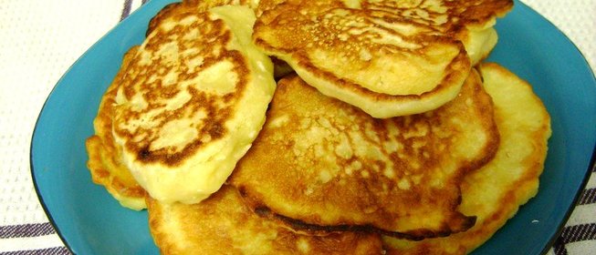 Кукурузные оладьи с кокосовой стружкой