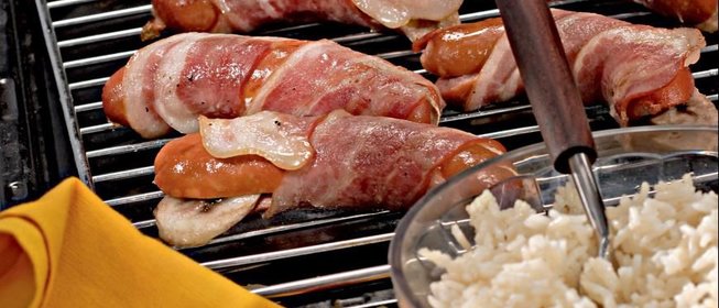 Сосиски с бананами