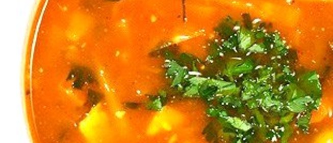 Солянка по‑вегетариански с шампиньонами и адыгейским сыром