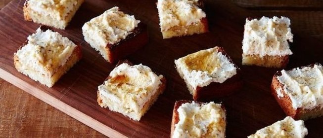 Кростини с рикоттой