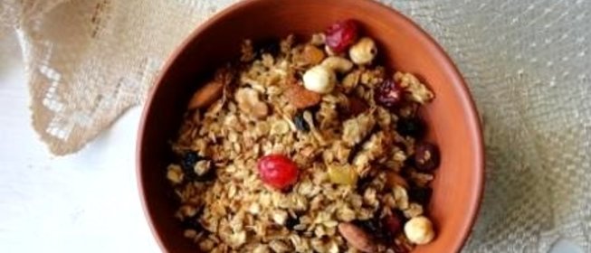 Яблочная гранола