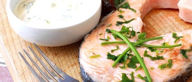 Атлантический лосось с укропным майонезом