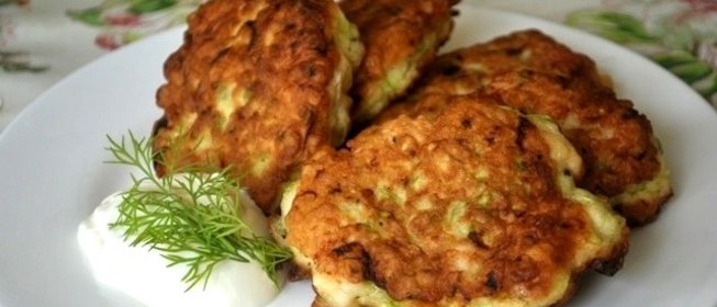 Кабачковые оладьи с куриным фаршем