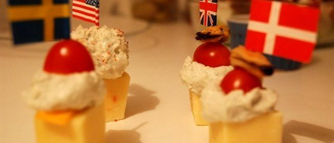 Сырное канапе с мидиями