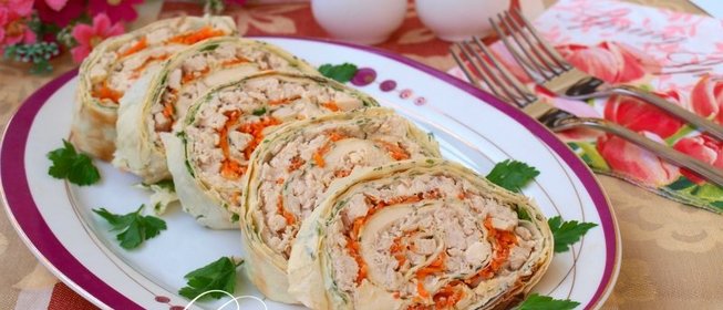 Закуска в лаваше с курицей и корейской морковью