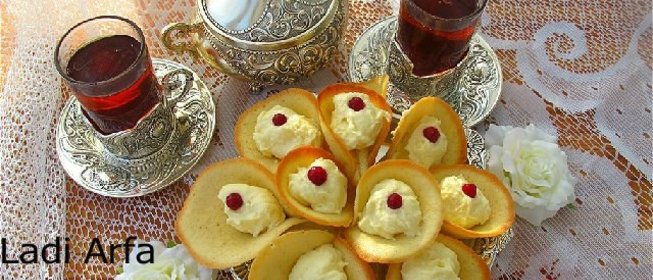 Печенье Каллы с заварным кремом.