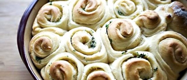 Пампушки с чесноком