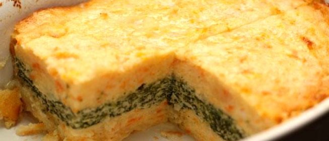 Картофельная запеканка с курицей и шпинатом