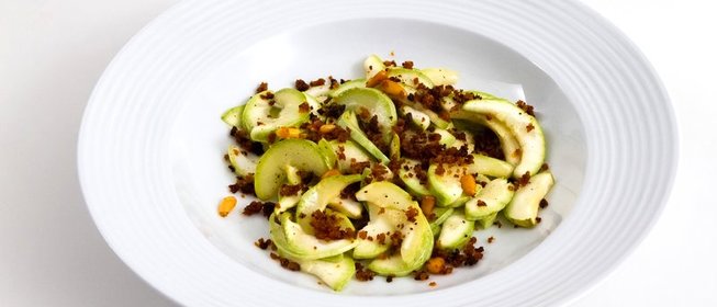 Кабачки с вялеными помидорами