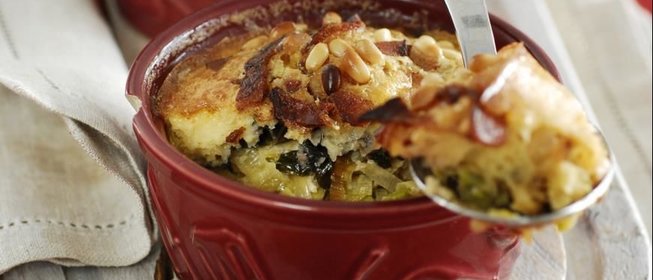 Запеканки-клафути с овощами и беконом