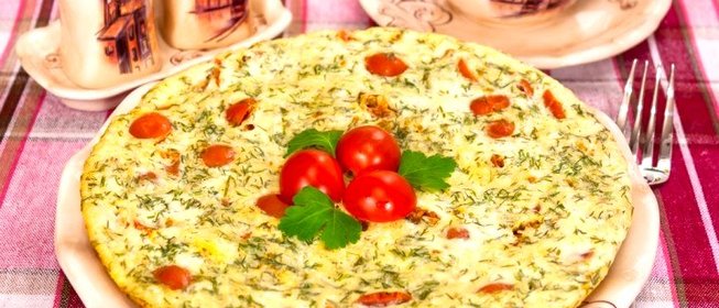 Омлет с помидорами и картофелем