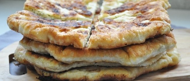 Лепешки с творогом и укропом